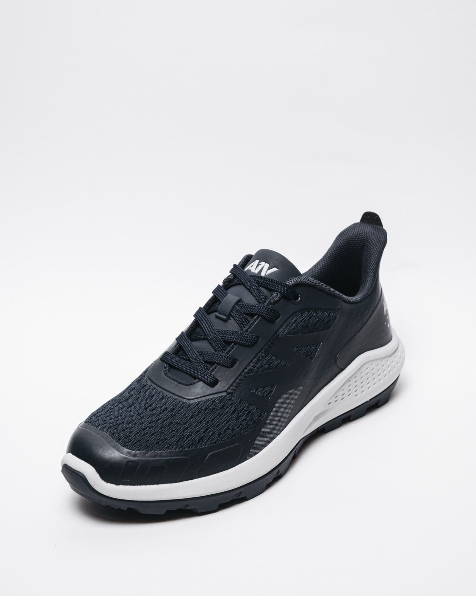 Black Daily Runner, view 1